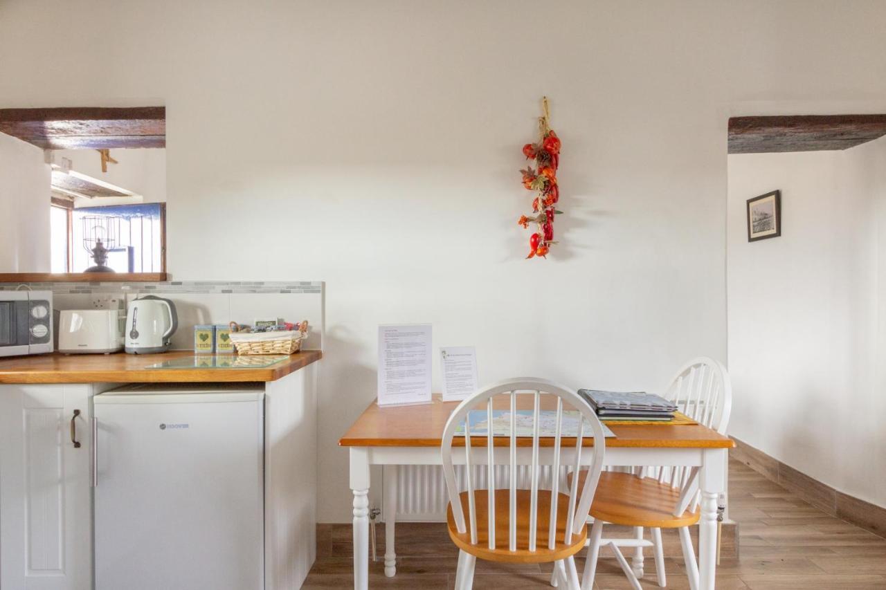 Carrowauff Blue Sky Cottage, Doolin מראה חיצוני תמונה